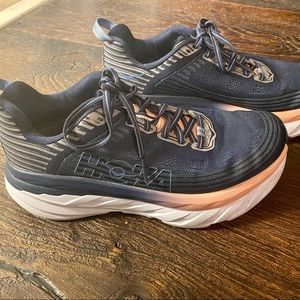 Women's Hoka One One Bondi 6